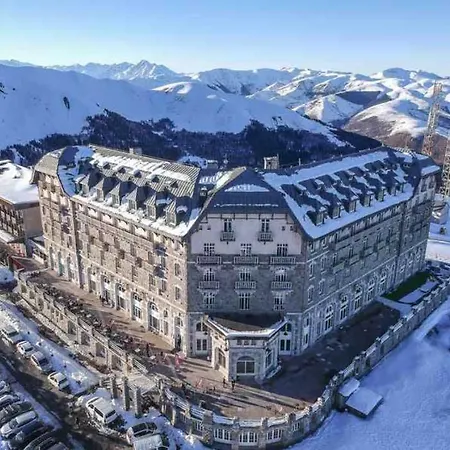 Le Square
